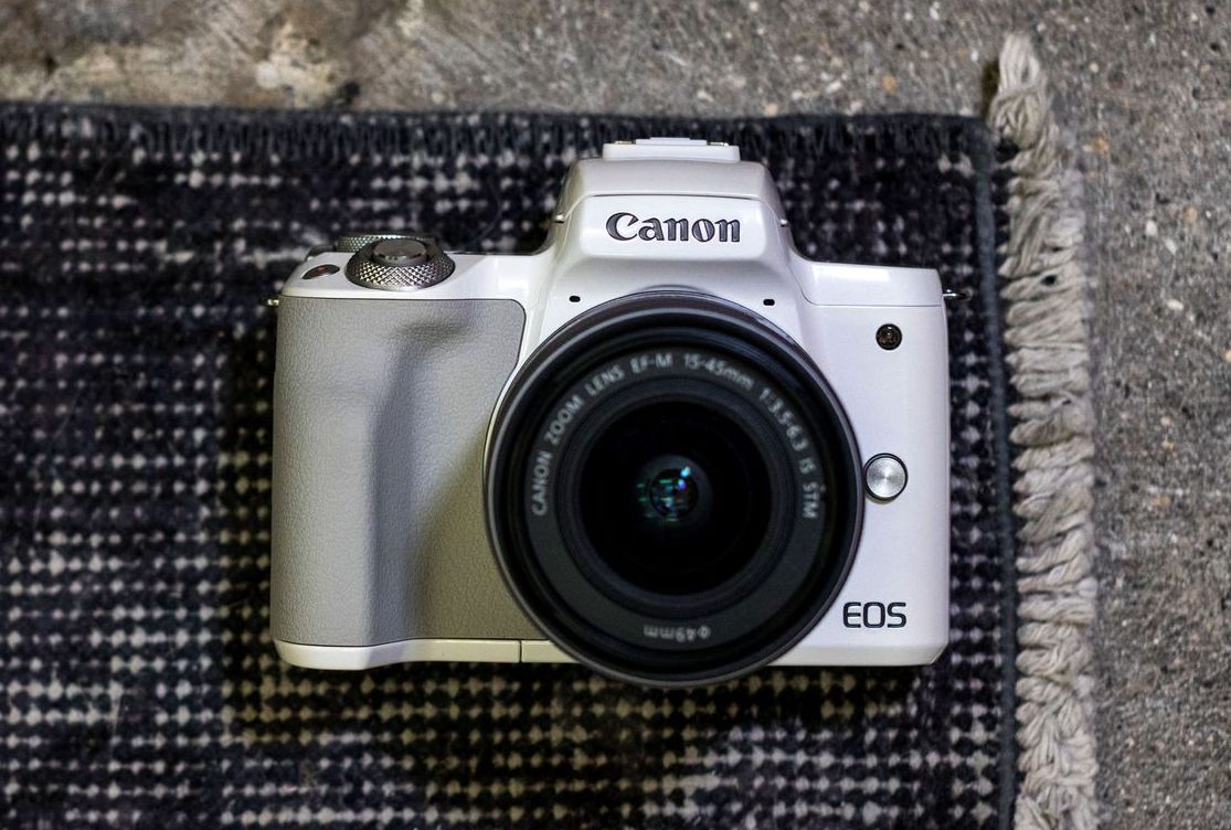 Image à la une de [Test] EOS M50 : Canon enfin à l’offensive dans le monde des hybrides !