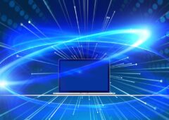 Ordinateur connecté à Internet